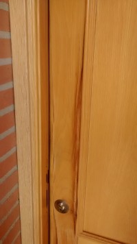 Presupuesto puerta de entrada a vivienda.